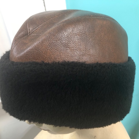 ***SOLD***60s Menss Brown Vinyl & Fx Black Fur Trimmed Cap Russian Cossack Hat - Picture 3 of 7
